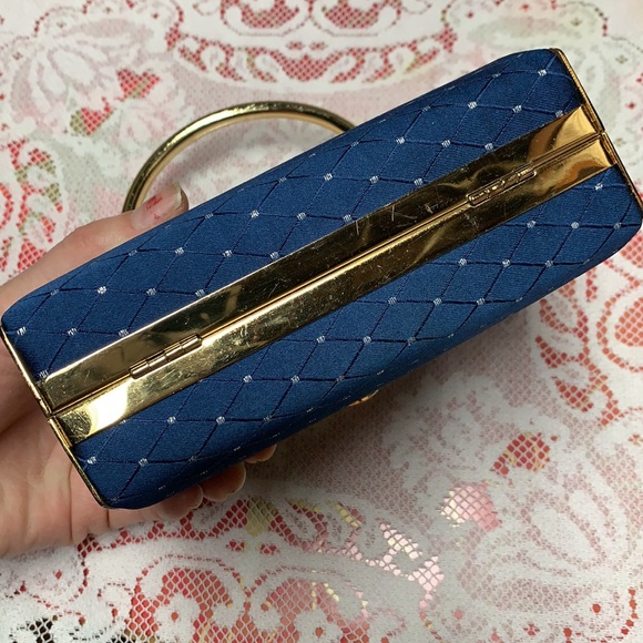 Cute brass and rhinestone purse - Picture 13 of 17